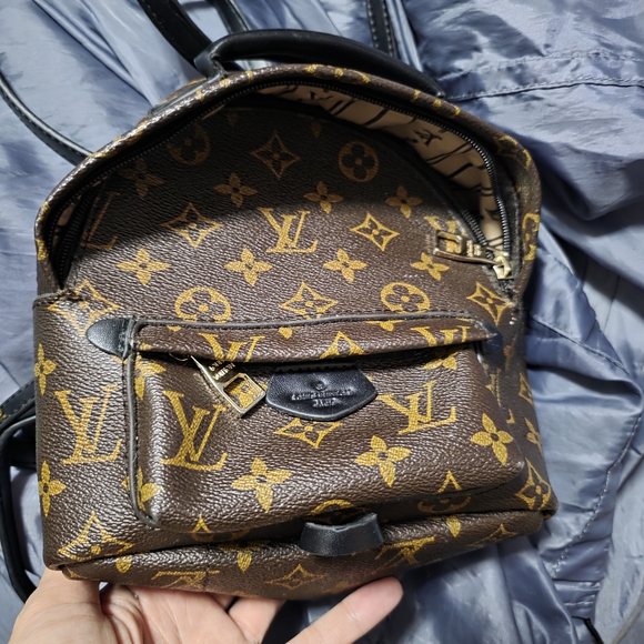 Mini Backpack - Picture 1 of 3